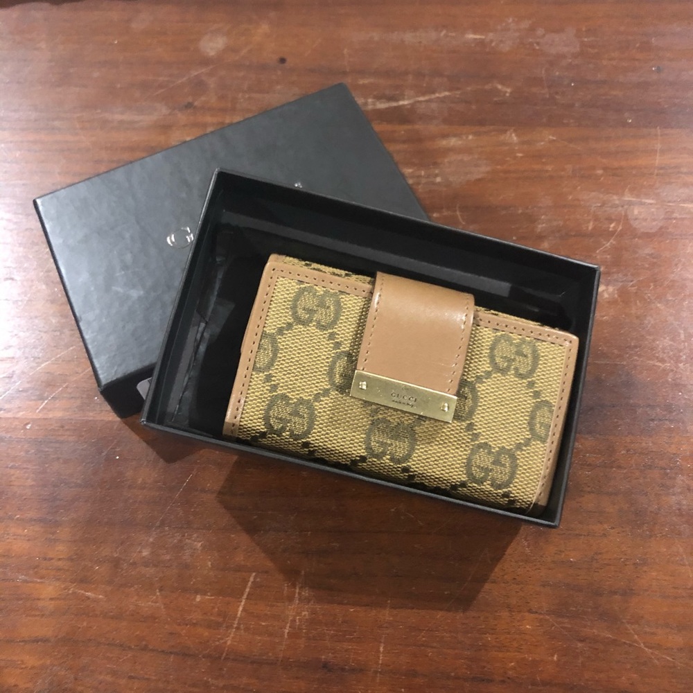 Gucci key holder